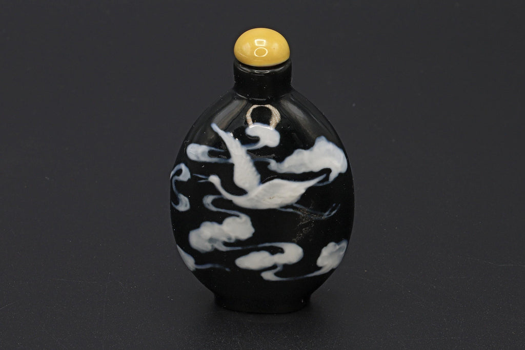 Antique Mid 19th Century Snuff Bottle Black And White Peking Glass With Crane Birds, Good Luck, Asian Oriental Arts, Tobacciana