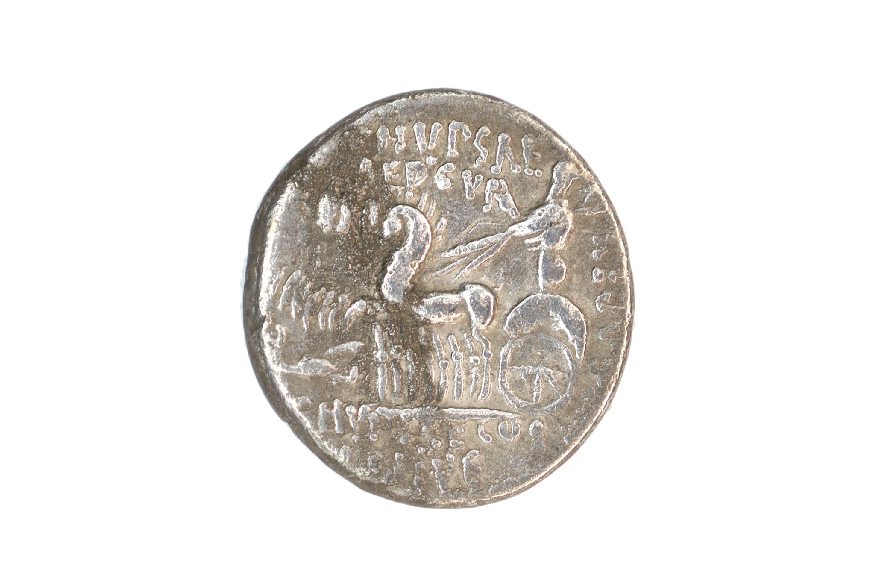 Ancient Roman Republic, Silver Denarius Coin, Surrender Of King Aretas III Of Nabatea, Camel And Cuadriga, Numismatics And Antiquities