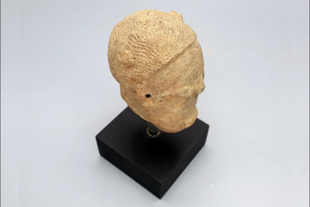 Ancient NOK Civilization Terracotta Burial Female Sculpture With Stand, A Head Figure 200 BC To 200 AD, West Africa Antiquities And Art