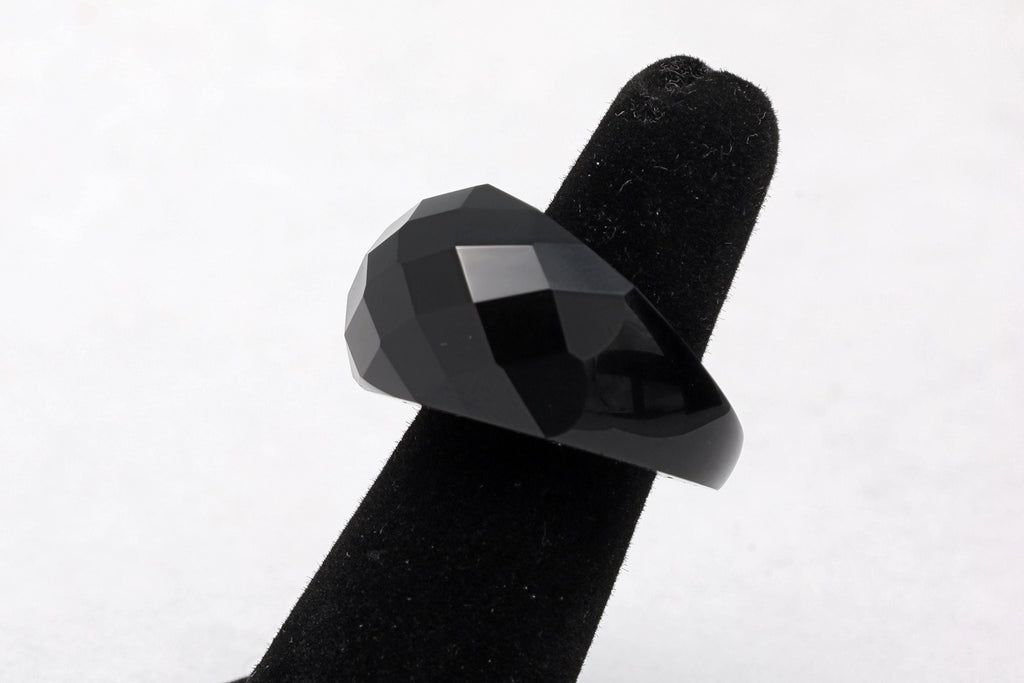 Black Dome Ring Size 5 3/4 USA Charts, Carved And Polished Onyx Statement Ring On A 925 Sterling Silver Band
