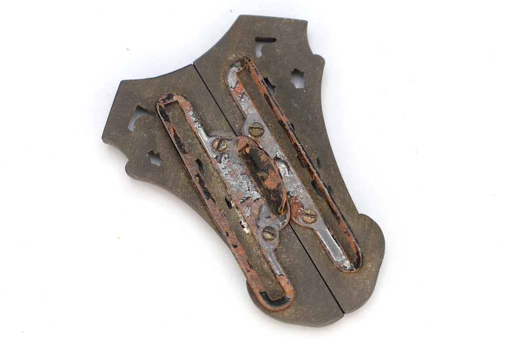 Belt Buckle In Art Nouveau Style, Antique 19th Century Fashion Accessory Made Out Of Molded Vulcanite, Circa 1880s British Victorian Era