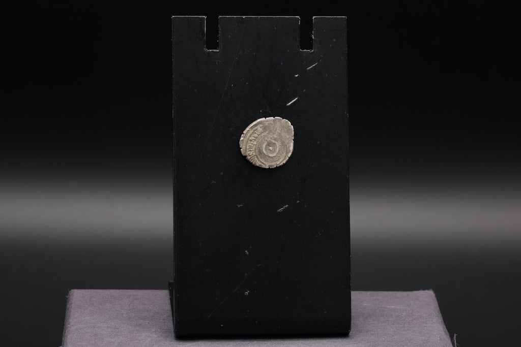 Medieval Egypt, Fatimids, al-Aziz Billeh, Fractional Value Of Half Dirham, Silver Coin With Arabic Calligraphy. Numismatics Collectibles