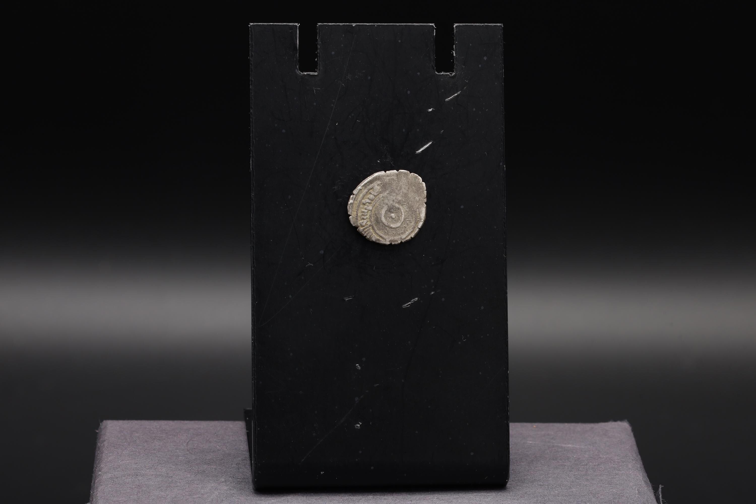 Medieval Egypt, Fatimids, al-Aziz Billeh, Fractional Value Of Half Dirham, Silver Coin With Arabic Calligraphy. Numismatics Collectibles