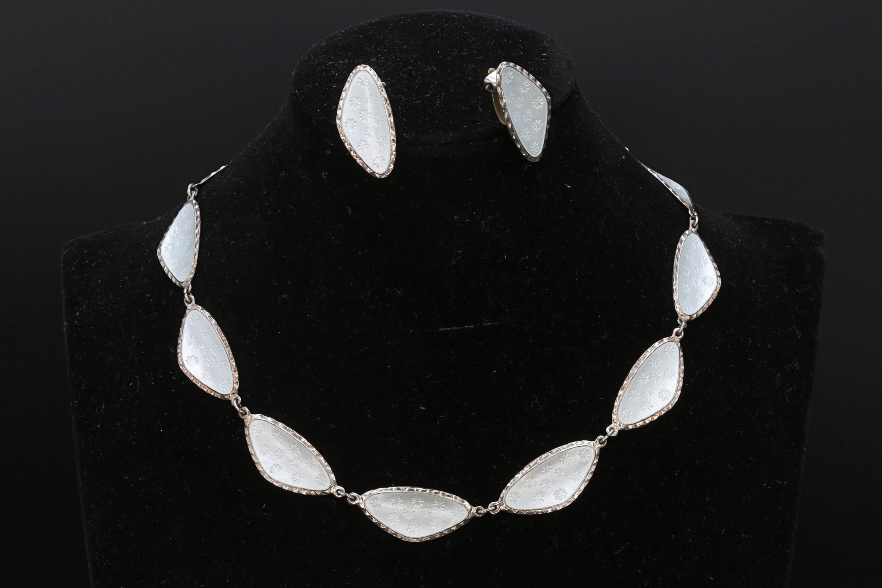 Andresen Scheinpflug, Vintage Modernist Jewelry Set, White Enamel And 925 Sterling Silver, Oval Ear Panel Links, Norway Scandinavian Fashion