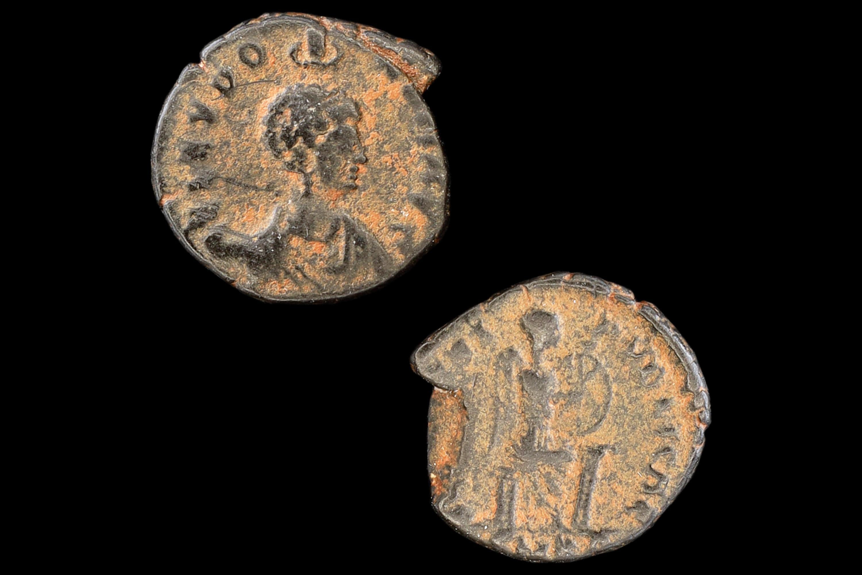Ancient Roman Coin, Empress Aelia Eudoxia, Salus Reipublicae Bronze Coin, Antioch Mint, Numismatics And Historical Collectibles