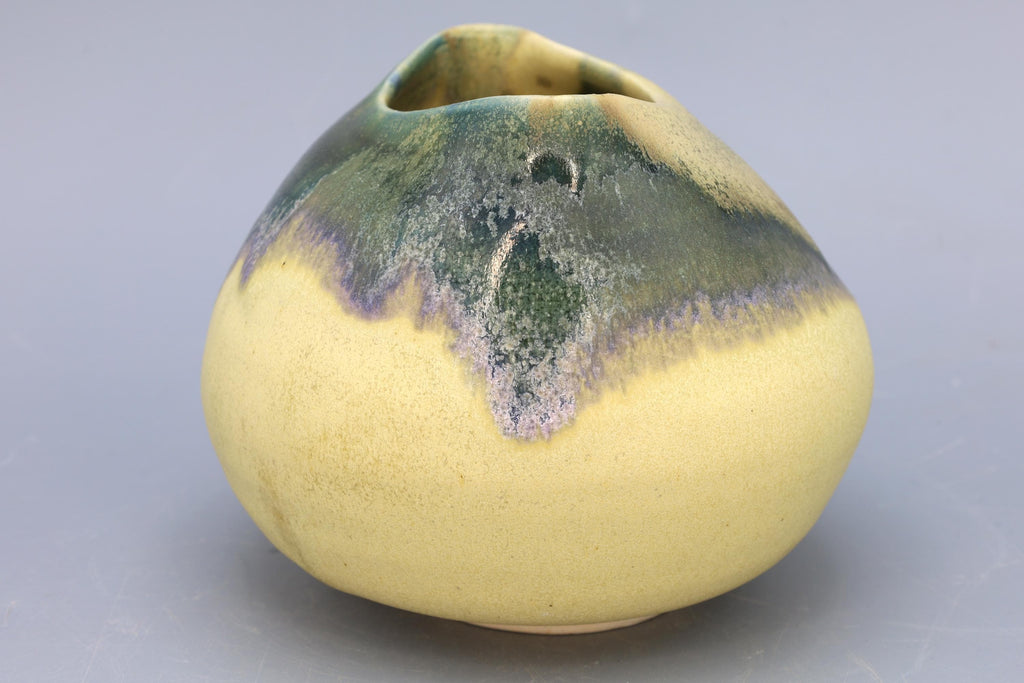 Contemporary American Ceramic Art Vase, Small Modernist Vessel By Janet Barsky, Fine Arts Pottery