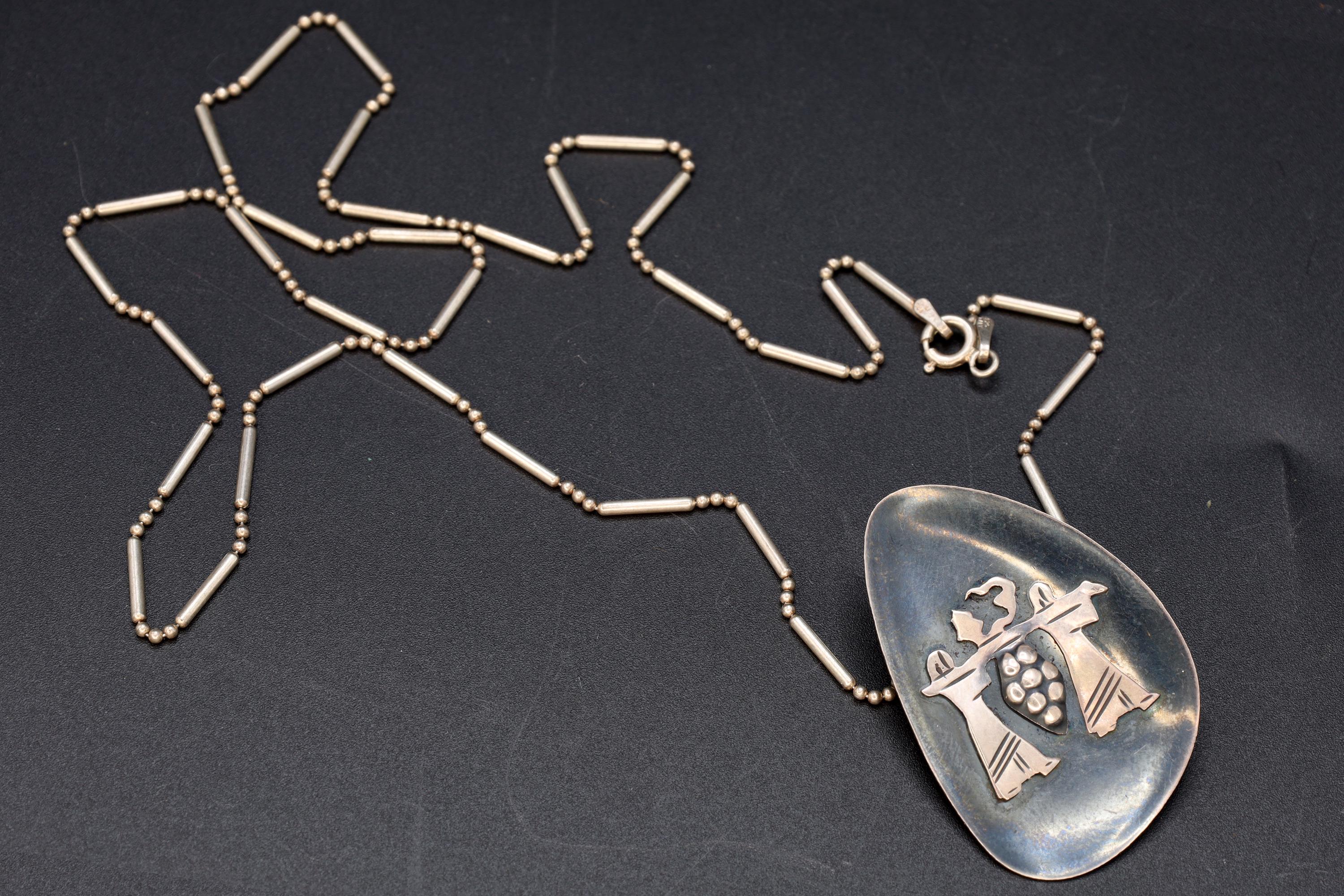 Joshua And Caleb Carrying Giant Grapes, Numbers 13, Judaica Modernist Pendant Necklace, Israel 925 Sterling Silver Ball Bar Chain
