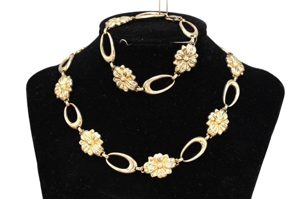 Jewelry Set By Sterling Symmetalic, Necklace And Bracelet, Vintage 1950s American Jewelry, Oval Flower Links, Retro Fashion Accessories