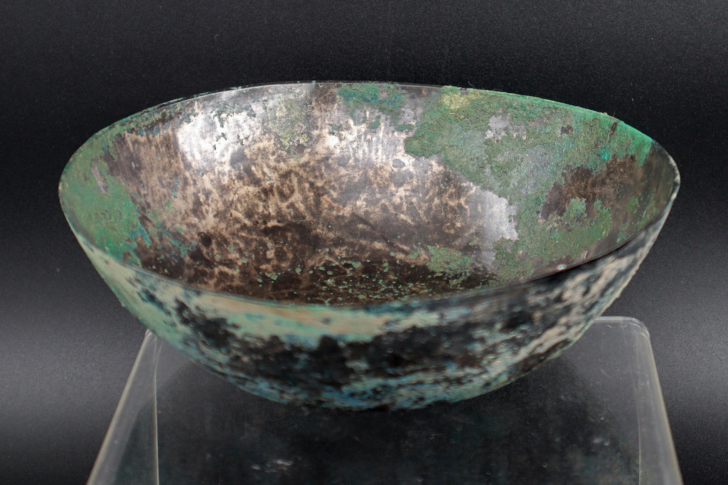 Ancient Near East, Sasanian Empire, Dated As Between The 3rd To 7th Century CE. A Simple Manufacture Bronze Bowl Or Phiale, Antiquities Art