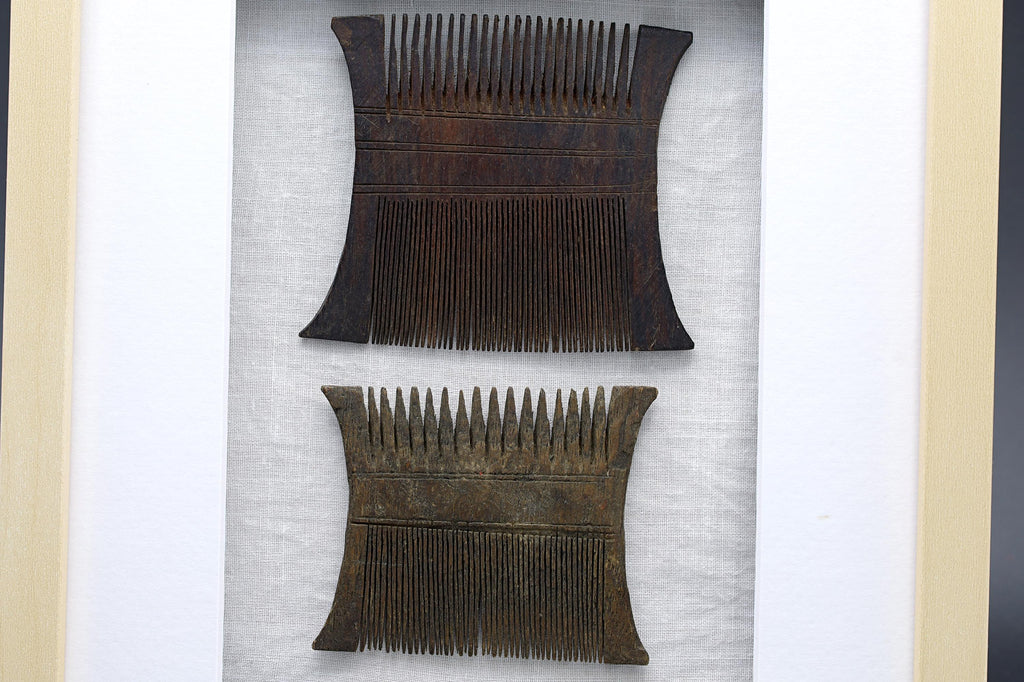 Colonial India, Circa 1920s Hand Carved Wood Combs From Rajasthan Gipsy Tribesmen, Kalbelia, Framed And Read To Hand On Wall, Bathroom Decor