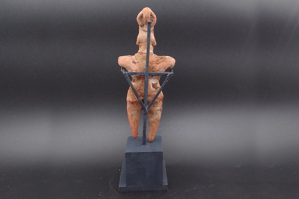 Ancient Pre Columbian Colima Pottery Standing Male Figure, Full Body Idol Dated As Between 100 BCE To 250AD, Western Mexico, Mesoamerica Art