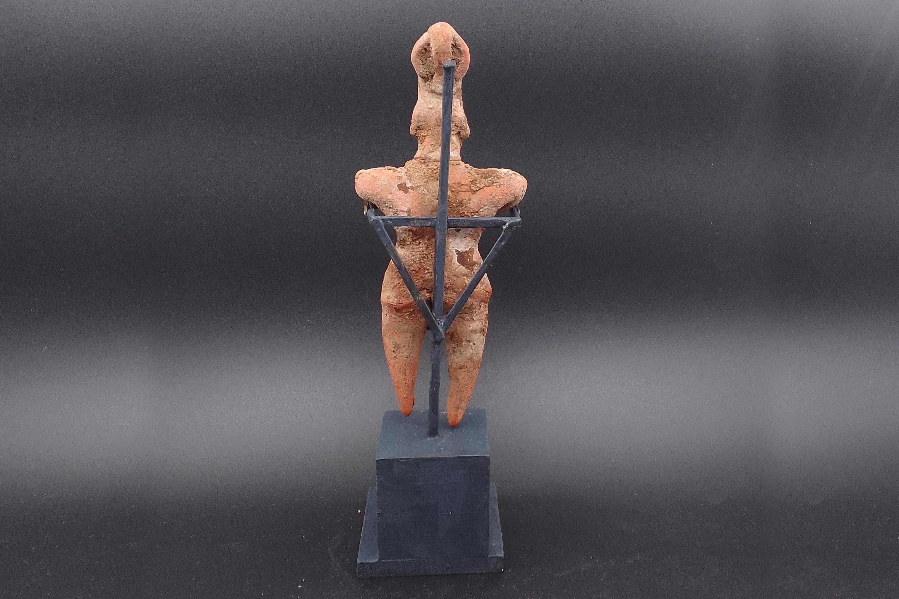 Ancient Pre Columbian Colima Pottery Standing Male Figure, Full Body Idol Dated As Between 100 BCE To 250AD, Western Mexico, Mesoamerica Art