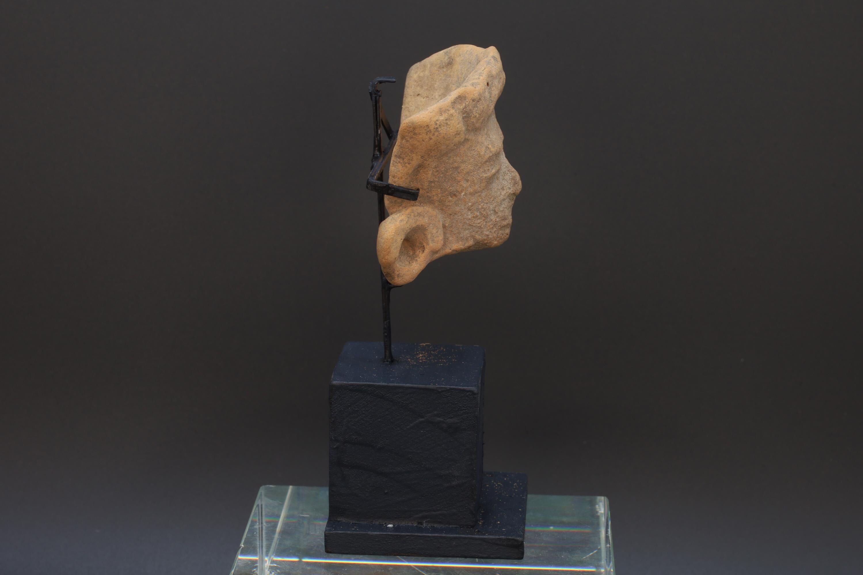 Ancient Huastec Head Of Dignitary Figure, Circa 500 AD Panuco River Area Style, Veracruz Pre-Columbian Ceramic Idol Head, Prehispanic Mexico